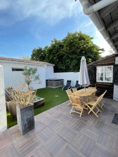 MAISONS DE VACANCES LES RÉTHAISES - 0