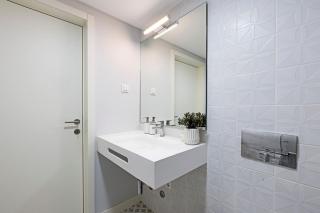 Bonfim Elegant Duplex w/ AC by LovelyStay - Porto - 1