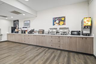 Red Lion Inn & Suites Deschutes River - Bend - 1