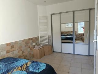 Un bel appartement rez jardin parking gratuit - Vence - 4