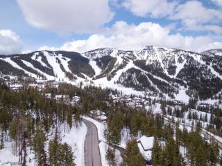 Whispering Pines Chalet - 9