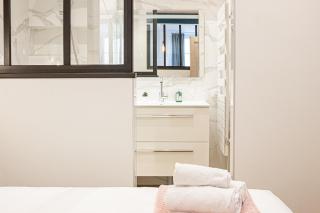 White diamond calme rue Vaugelas - 0
