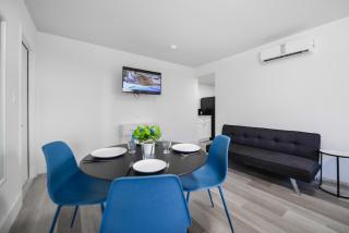 Beachfront Getaway Studio with Parking - M21 - Hollywood - 5
