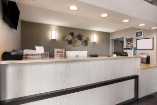 SureStay Hotel by Best Western Grants - 7