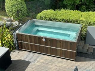 Luxury Lake View Retreat with Hot Tub - 1