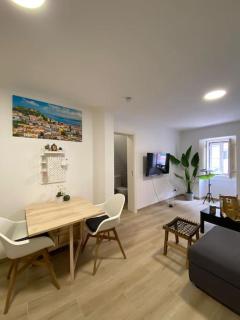 Artistic Digital Getaway - Patio & GREAT Location! - Lissabon - 2
