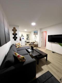 Artistic Digital Getaway - Patio & GREAT Location! - Lissabon - 7