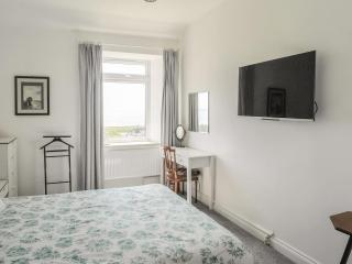 Lloyds Cottage - 9
