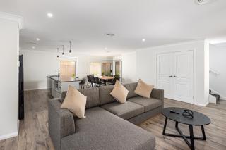 Contemporary Living in the CBD - 5
