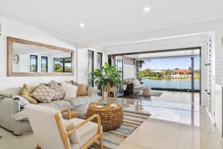 Elite Holiday Homes Coobowie Waters - Gold Coast - 1