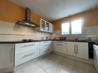 Grande Maison Familiale avec SPA, Plage à Proximité, Jardin et Parking - 10 Couchages - FR-1-246A-153 - Grand-Village-Plage - 2