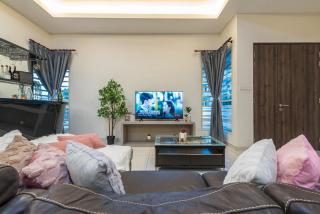 5Bedroom Villa @ Seremban 20pax Netflix Projector Pool - Seremban - 7