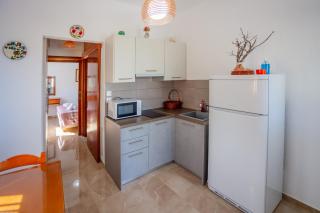 Kavousanos Apartments - Istro - 8