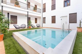 BHost - Regina V - 9