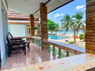 Lanta Paradise Beach Resort - 1