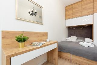 Central Business District Warsaw Apartments by Noclegi Renters - Varsavia - 3