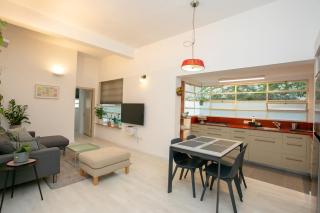 9 Sderot Chen - By Beach Apartments TLV - 9