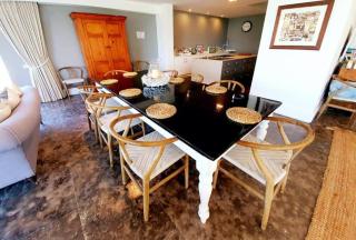 Splash Rock Beachfront Villa - Umtentweni - 4