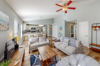 Oak Island Oasis - Oak Island - 0
