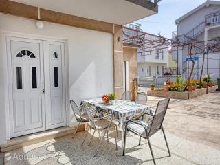 Apartments Villa Tanja - Vodice - 2