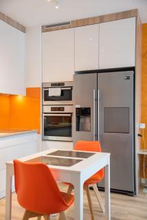 Metro Młynów Vibrant Apartment by BookingHost - 4