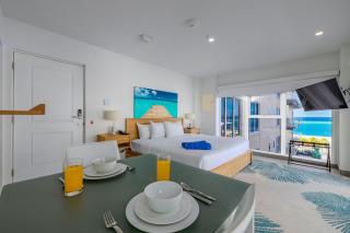 Upscale Studio City And Harbor Views Urban Oasis - Oranjestad - 9
