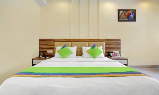 Raj Darbar - 10 Meter From Golden Temple - 3