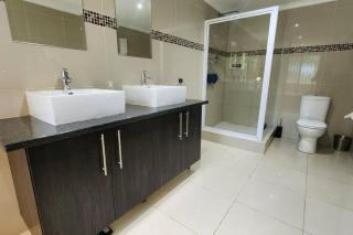 Luxury 3-Bedroom private Retreat - Bloemfontein - 9