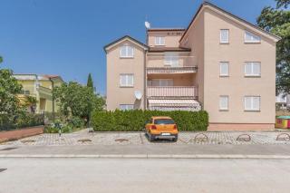 Apartments Lovely Katarina - Karigador - 0