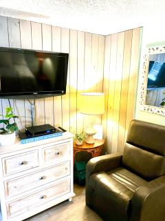 Sandy Feet Retreat - At Symphony Beach Club - 8