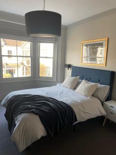 Beautiful 4B.2Ba House + office - 7