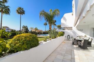 Bahia de Marbella modern apartment - Marbella - 1