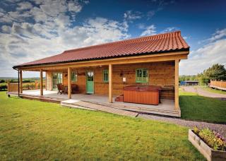 Oak Farm Lodges - Roydon - 6