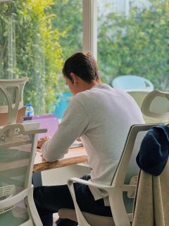 Luna House & Cowork - 1