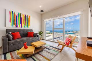 Put On Your Red Shoes And At This Condo - Madiki - 3