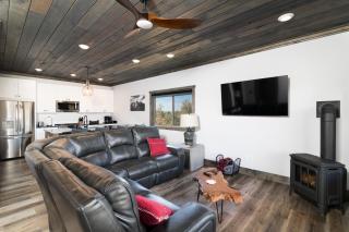 Overlook Cabin. Romantic Views Fire Pit/Hot Tub & Zion Adventure - Orderville - 7