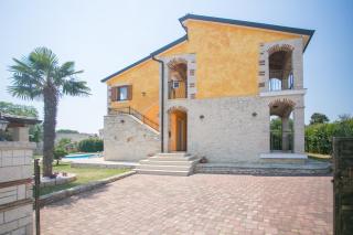 Family friendly house with a swimming pool Buici, Porec - 19720 - Poreč - 1