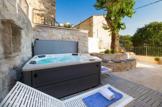 Luxury villa with hot tub Podstrana, Split - 20516 - 4