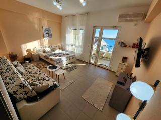 Beachside Studio with Sea View - Herceg Novi - 4