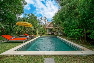 Villa Nylam, 4 Bedroom Private Villa With Tropical Vibes in Seminyak - Seminyak - 0