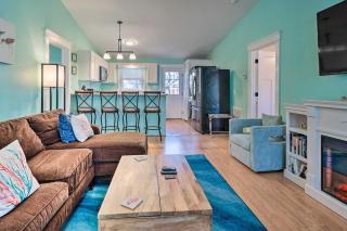 Oak Island Vacation Rental Less Than 1 Mi to Beach! - Oak Island - 7