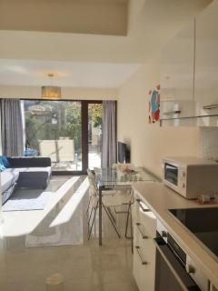 Galatex Beach Apartment - Limassol - 5