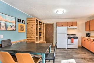 Cozy Red River Condo - Walk to Chair Lift! - Red River - 2