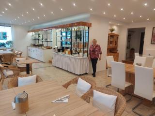 Gästehaus u Ferienwohnungen Veronika incl Frühstücksbuffet und KönigsCard mit 200 kostenlosen Attraktionen - Unterammergau - 9