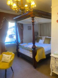 Parlors Hall Hotel - 3