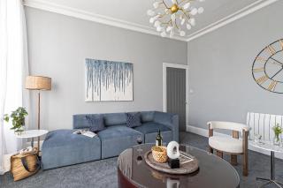 Crescent View Apartment - Scarborough - 8