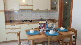 Family-friendly poolside tranquility - Bibione - 9
