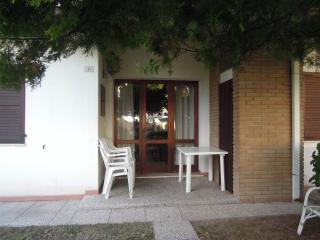 Villa with garden in a quiet place 500m from the sea - Bibione - 0