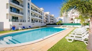 Central Albufeira 2-B Apt Sleeps 6 Pool Parking -  - 0