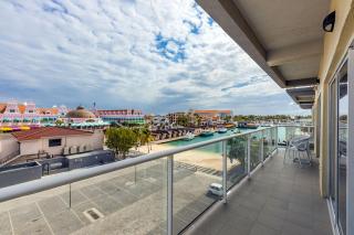 Aruba's Harbor Paradise - 4